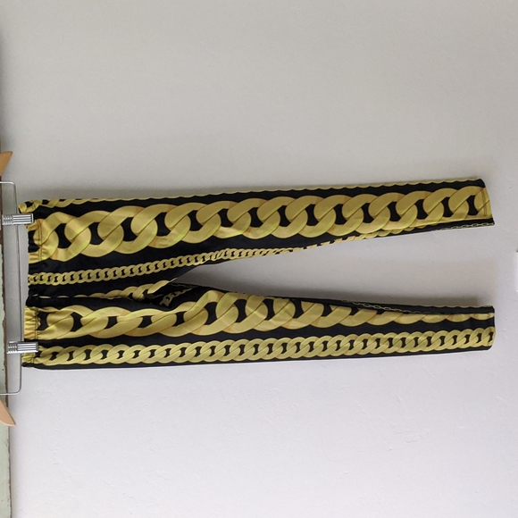 ALEXANDRA COSTUMES I Gold Chain Printed Y2K Hip Hop Dance Costume, Youth L - Picture 13 of 16